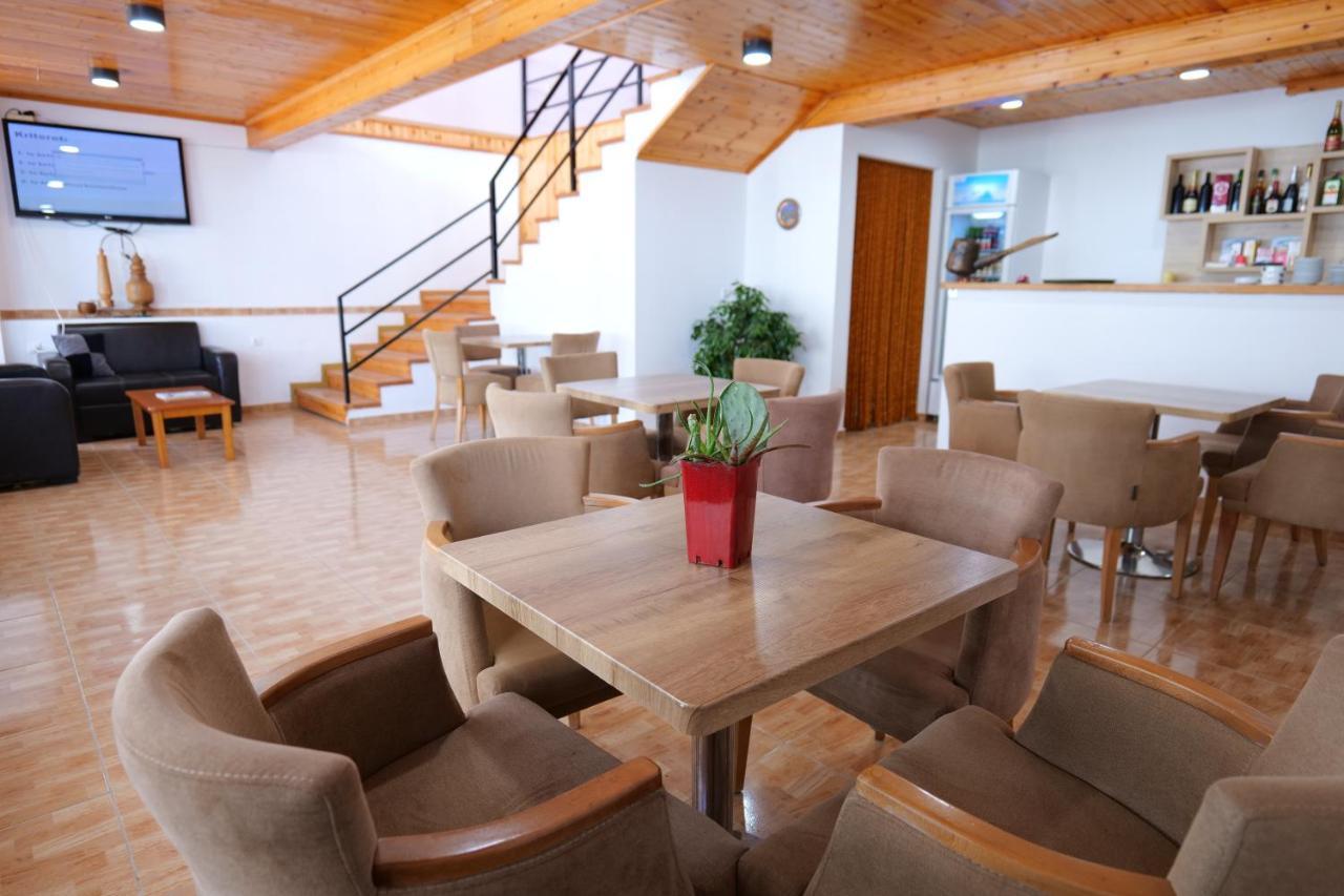 Eden Hotel Саранда Экстерьер фото